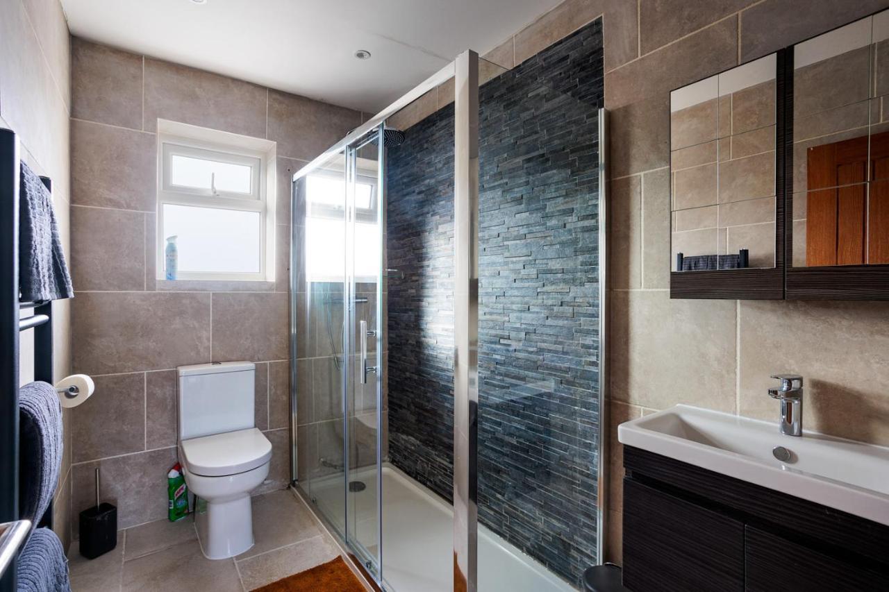 Entire Luxurious Flat Sleeps 4 Persons Lejlighed London Eksteriør billede