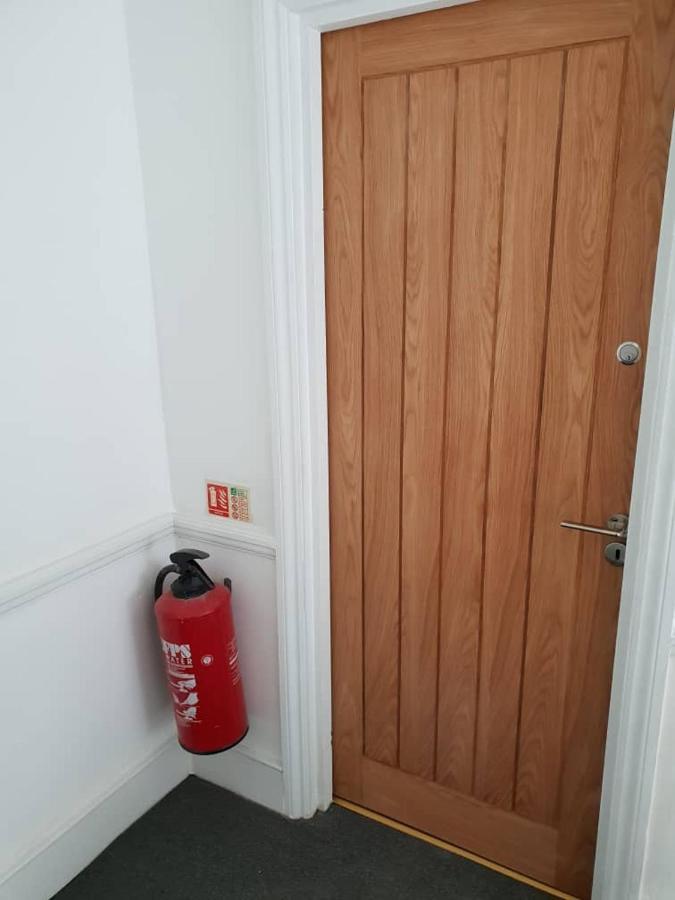 Entire Luxurious Flat Sleeps 4 Persons Lejlighed London Eksteriør billede