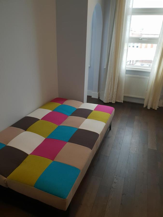Entire Luxurious Flat Sleeps 4 Persons Lejlighed London Eksteriør billede
